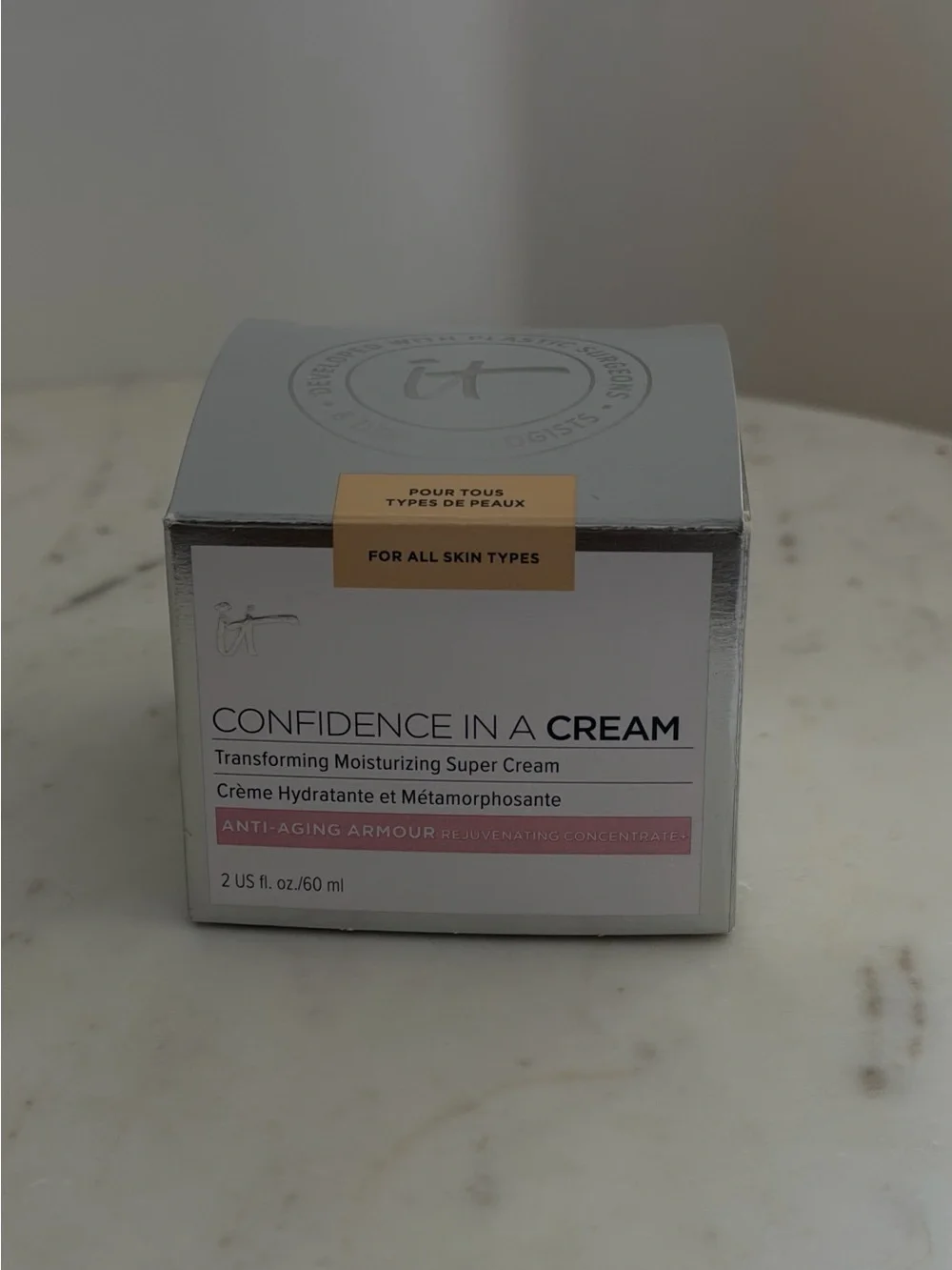IT Cosmetics Confidence In A Cream - Moisturizing Super Cream